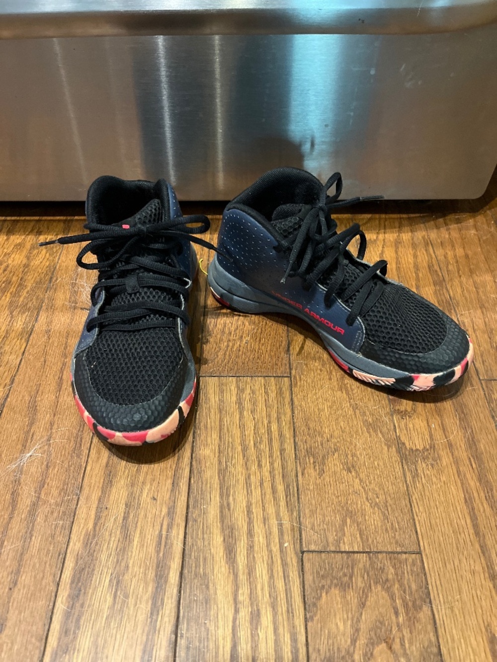 Kids 4Y Under Armour Shoes